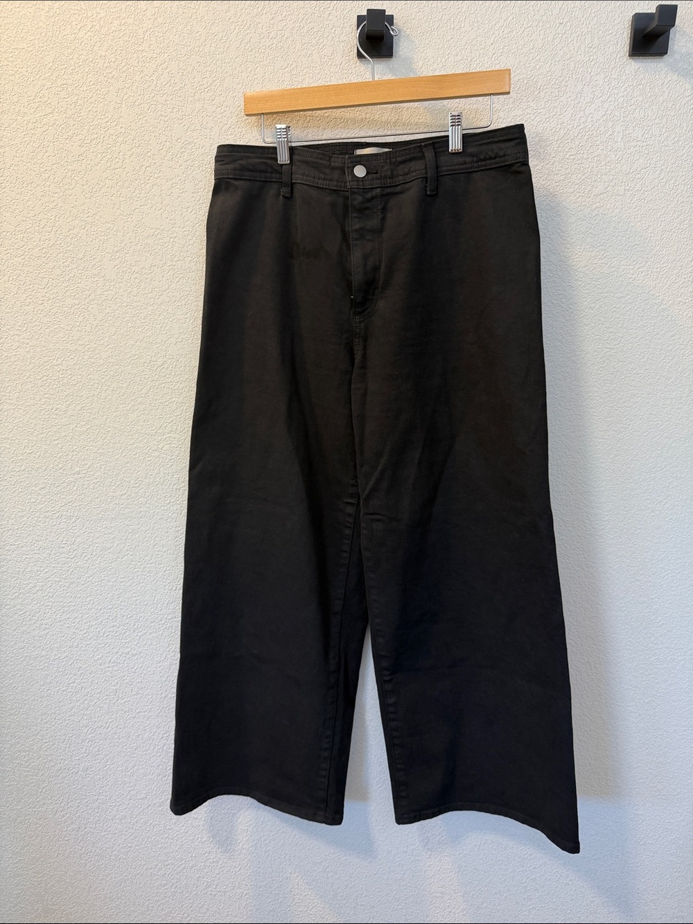 Universal Thread Black Wide-Leg High-Rise Jeans